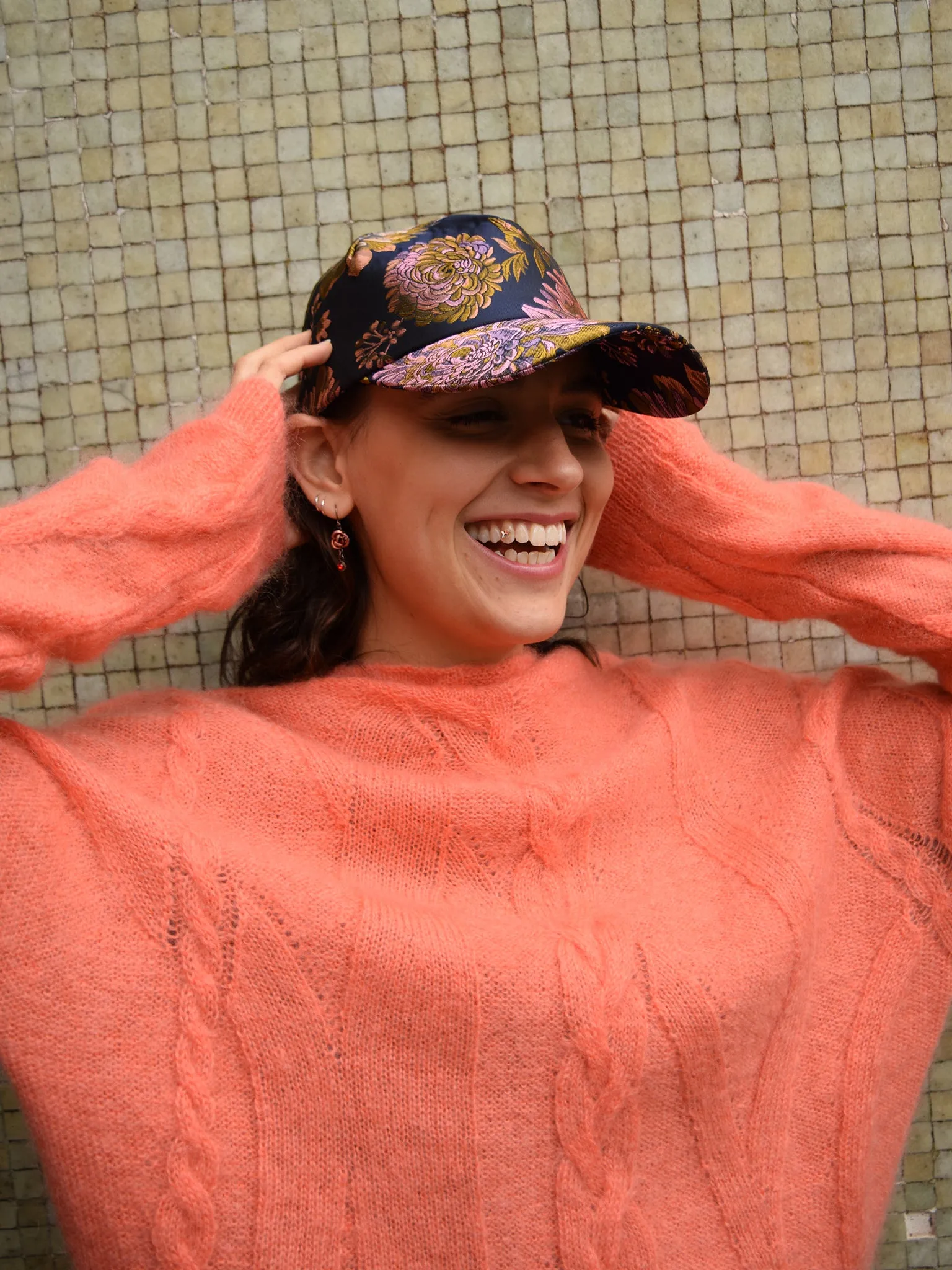 Cable pullover, coral
