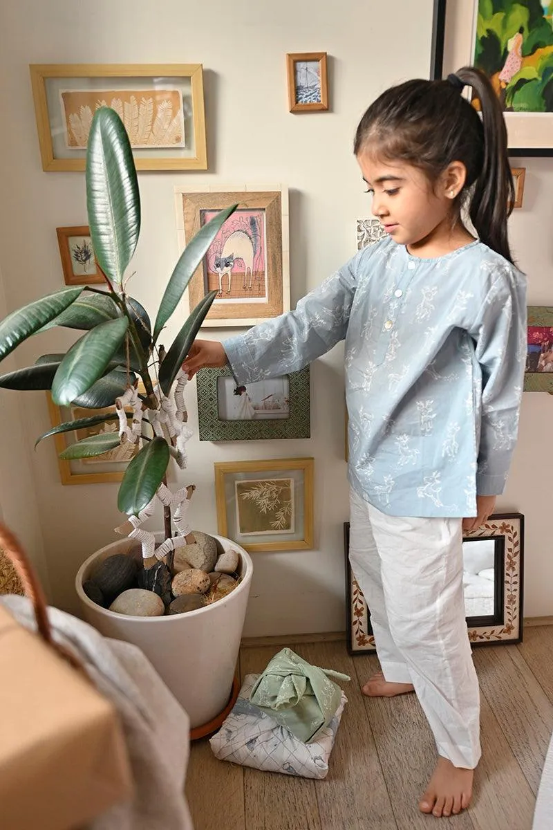 ‘I want to be like grandpa’ kurta pajama set in powder blue reindeers hand block print