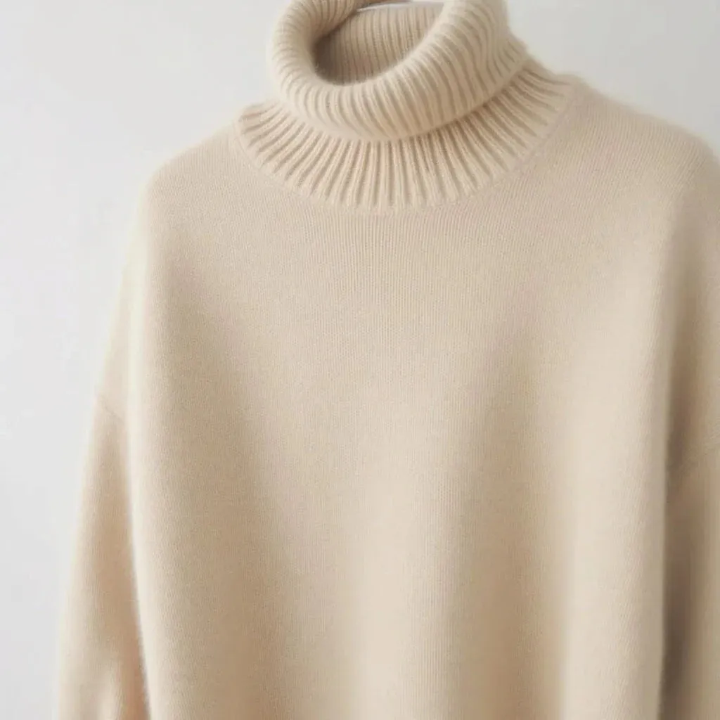 Lynn - Wool Turtleneck