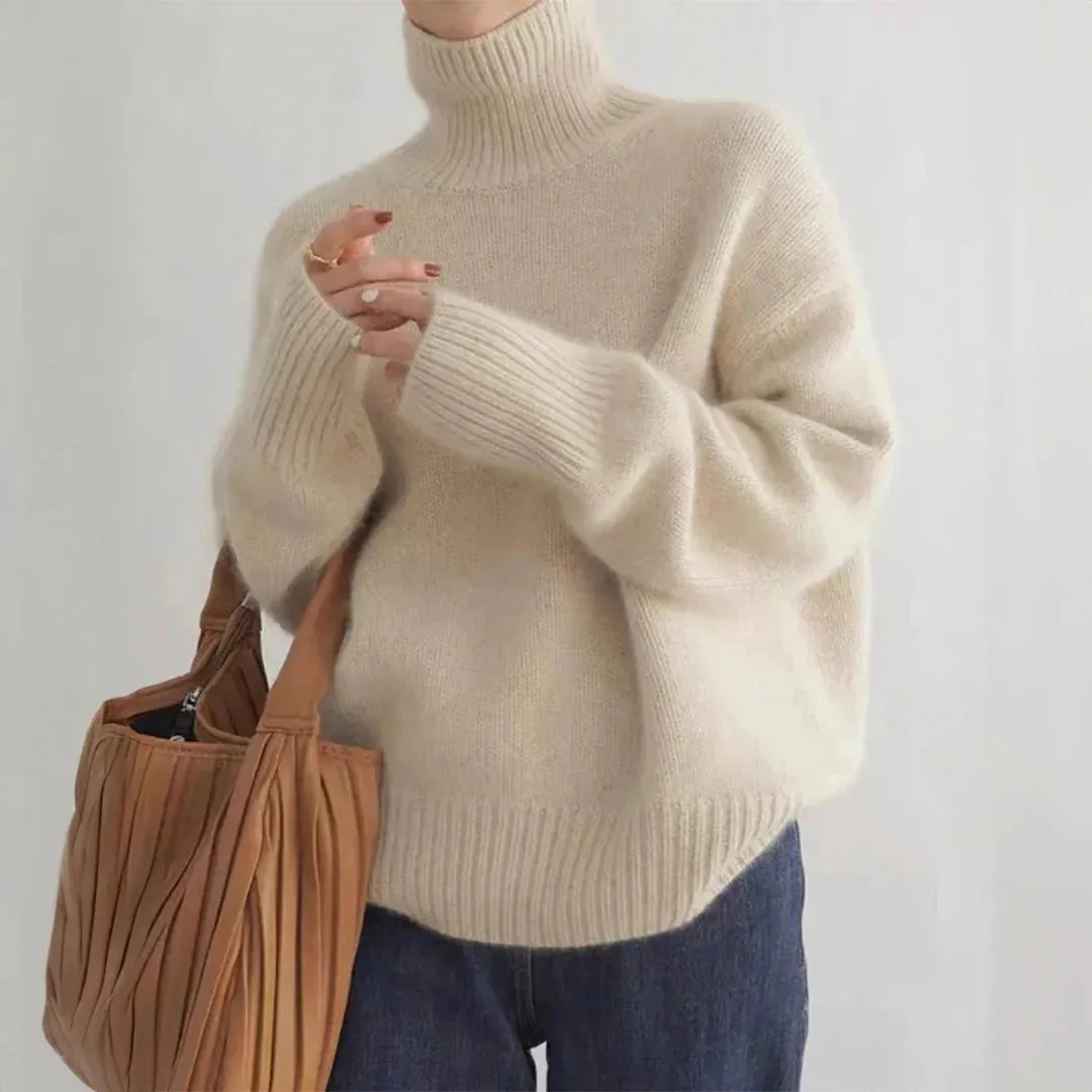 Lynn - Wool Turtleneck