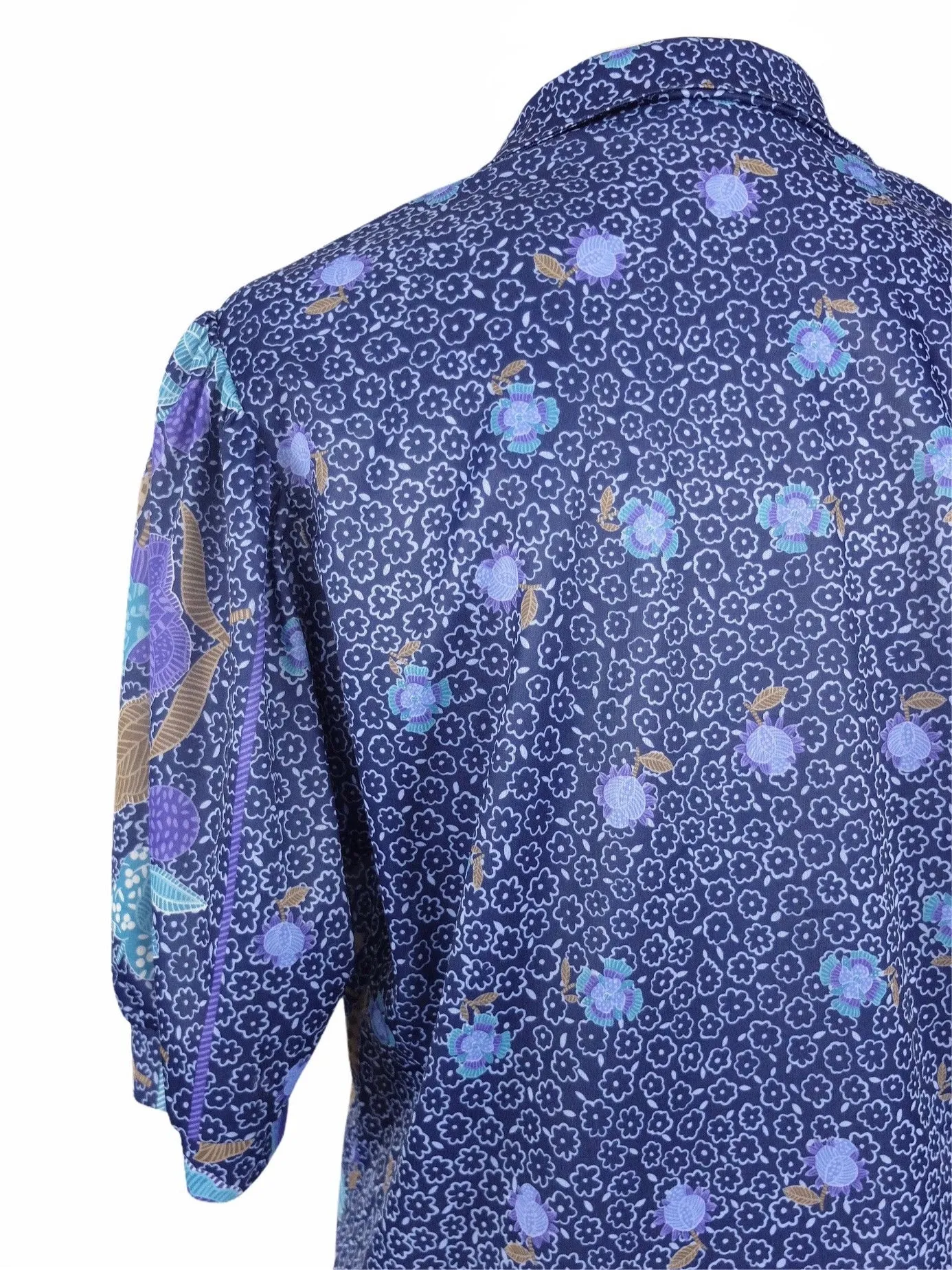 Vintage 80s Mod Bohemian Blue & Purple Floral Print Half Puff Sleeve Collared Button Up Shirt