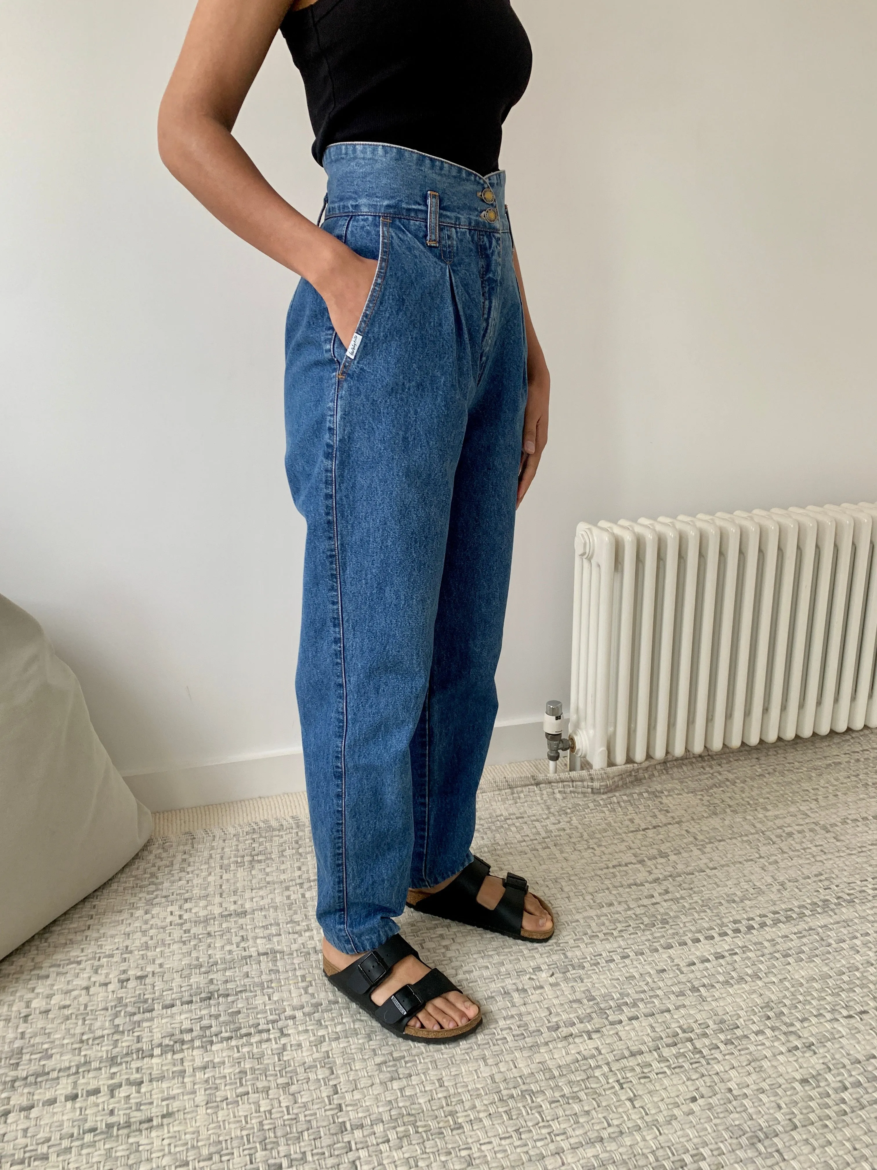 Vintage Beverley Hills jeans W27